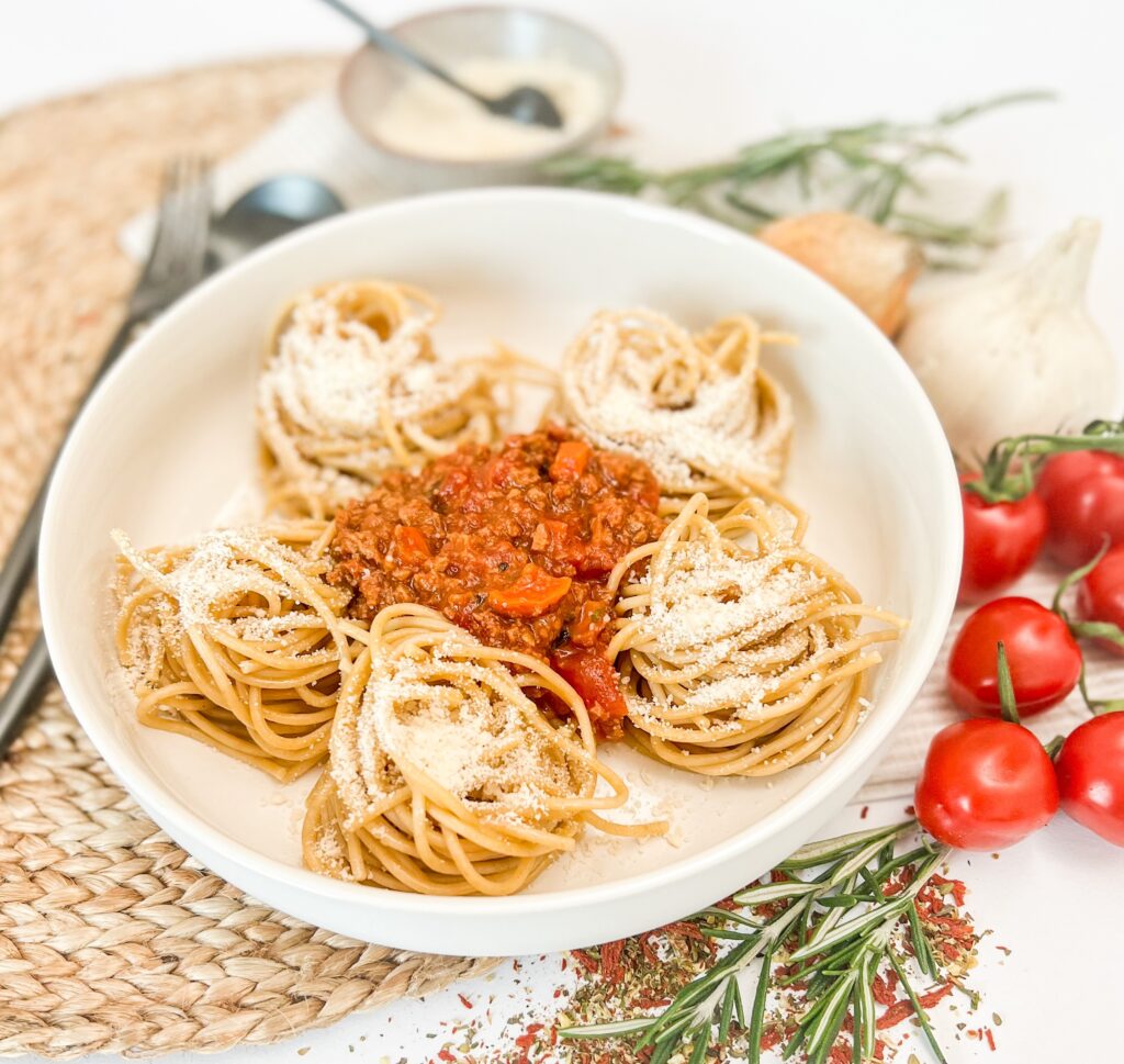 Pasta Mit Veganer Bolognese Foodykani