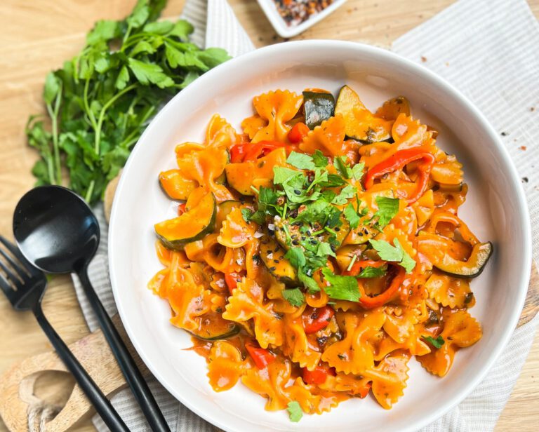 One pot Pasta, vegan und lecker in 15 Minuten.