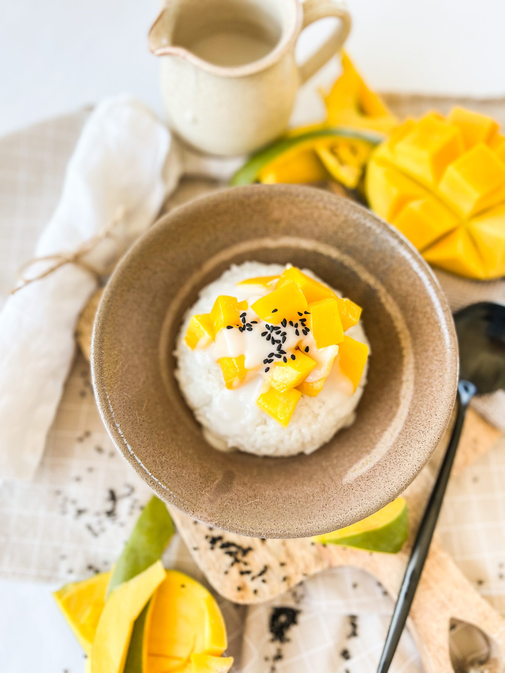Cremiges Mango-Kokos-Dessert, einfaches, veganes Rezept von foodykani