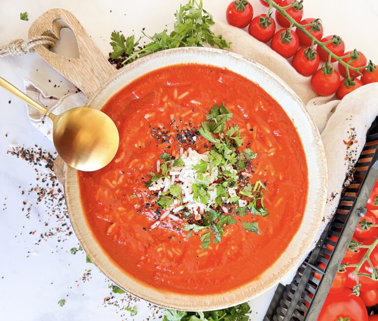 Tomatensuppe mit Reis Rezept, einfaches Rezept in 30 Minuten gekocht.