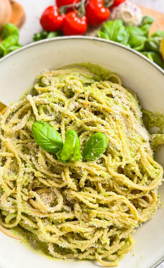 Avocado-Pasta, super schnell, einfach und vegan.