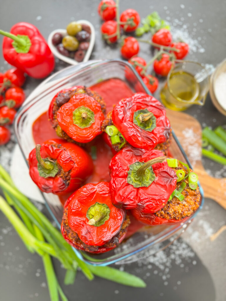 Gefuellte Backofen-Paprika, einfach, schnell und vegan