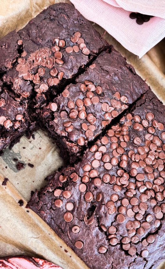 Beste vegane Brownies, saftig und lecker in 45 Minuten.