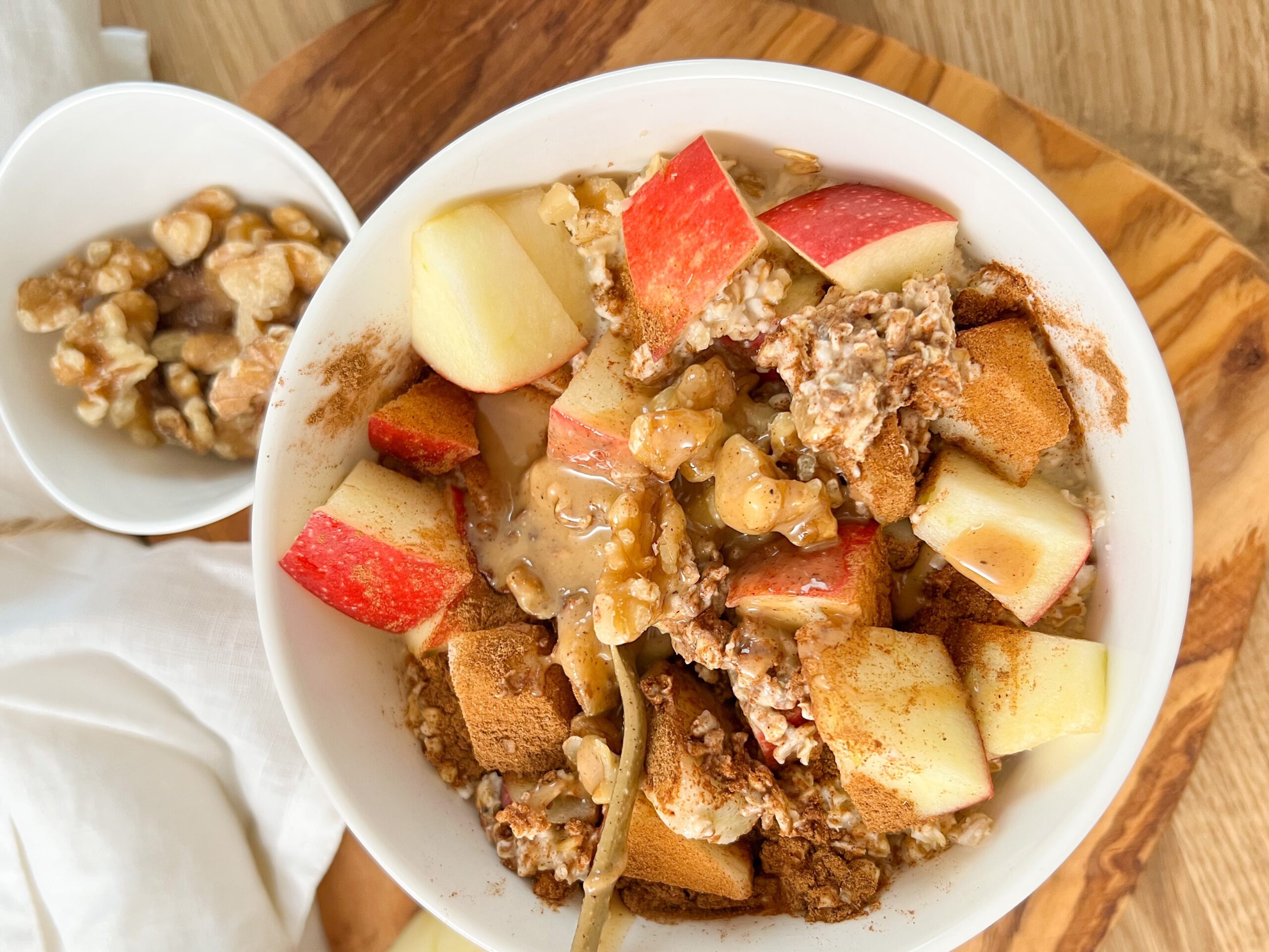 Apfel Zimt Porridge selber machen in 10 Minuten.