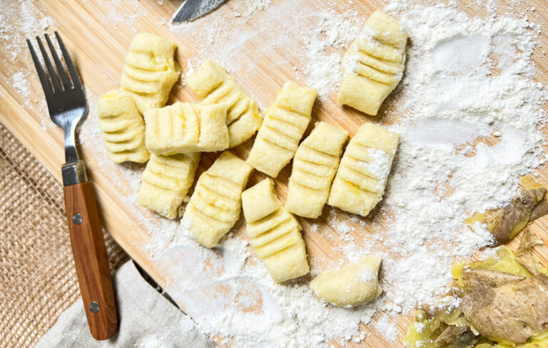 Gnocchi selber machen, einfaches Rezept mit nur 3 Zutaten für die besten Gnocchi!!