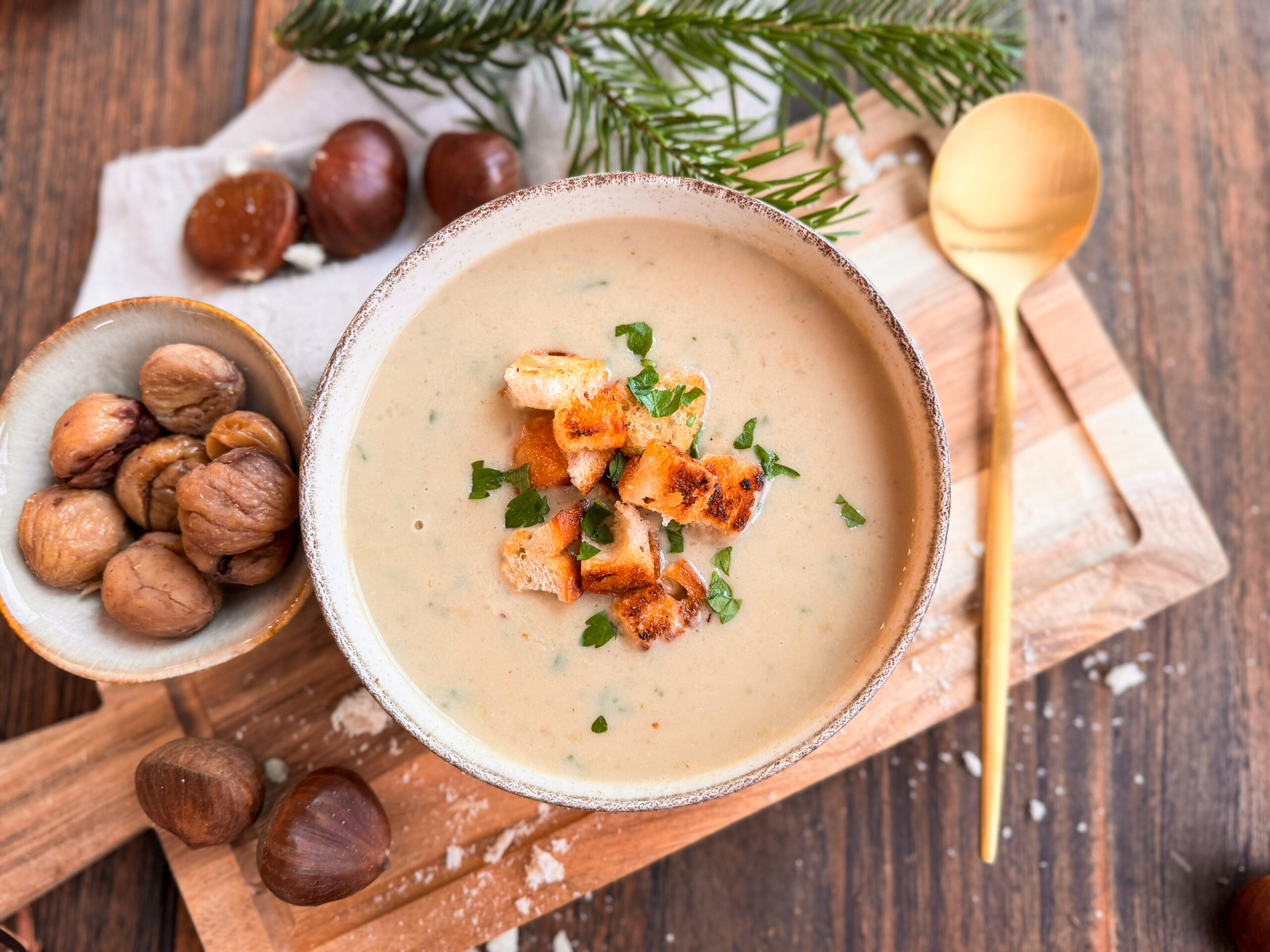 Vegane Maronensuppe, einfaches 20 Minuten-Rezept.