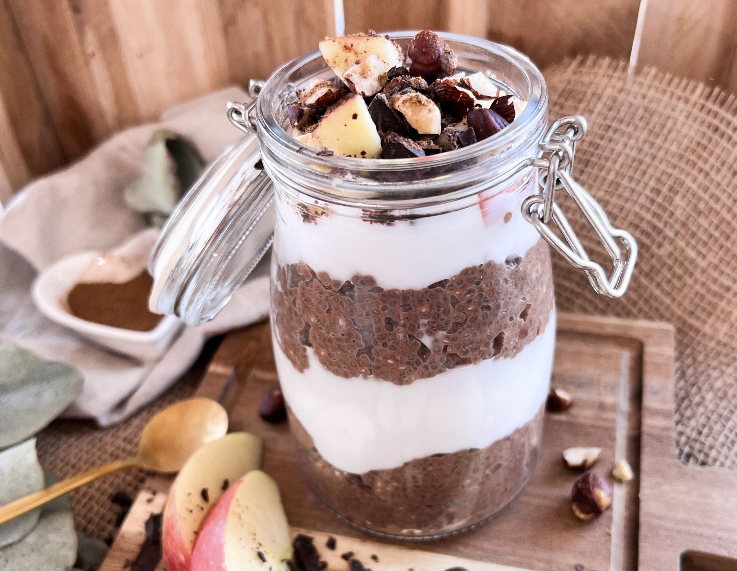 Chia Pudding Schoko, einfaches Rezept in 15 Minuten!